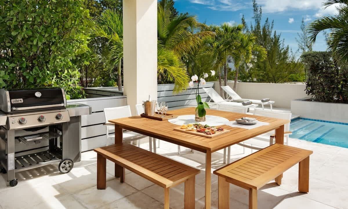 Photo of Outdoor in Leeward Settlement