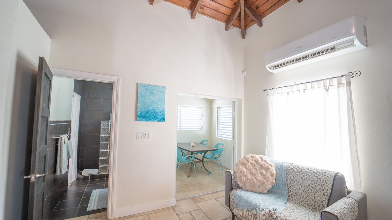 Photo of Livingroom in Grace Bay
