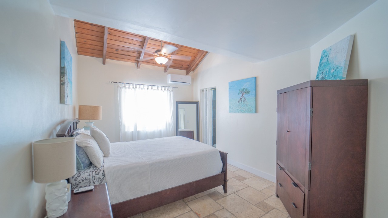 Photo of Bedroom in Grace Bay