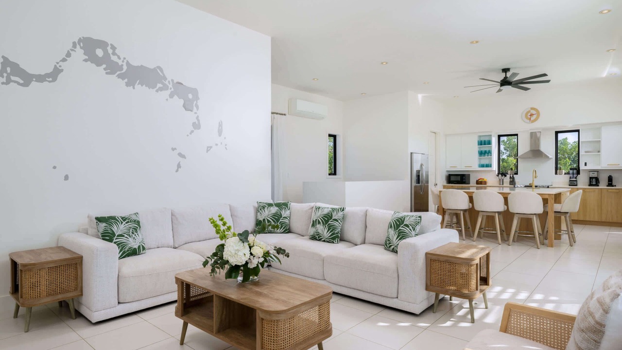 Photo of Livingroom in Long Bay