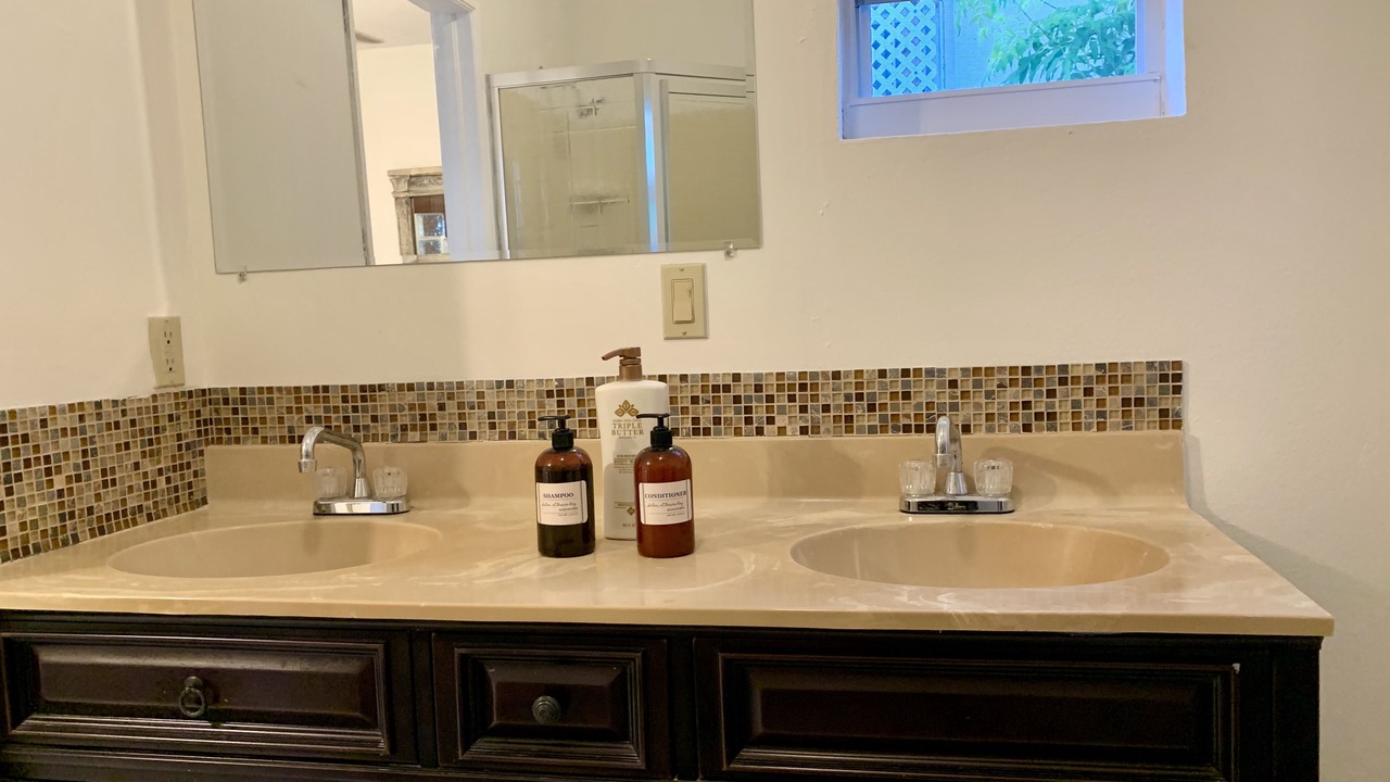Photo of Bathroom in The Bight