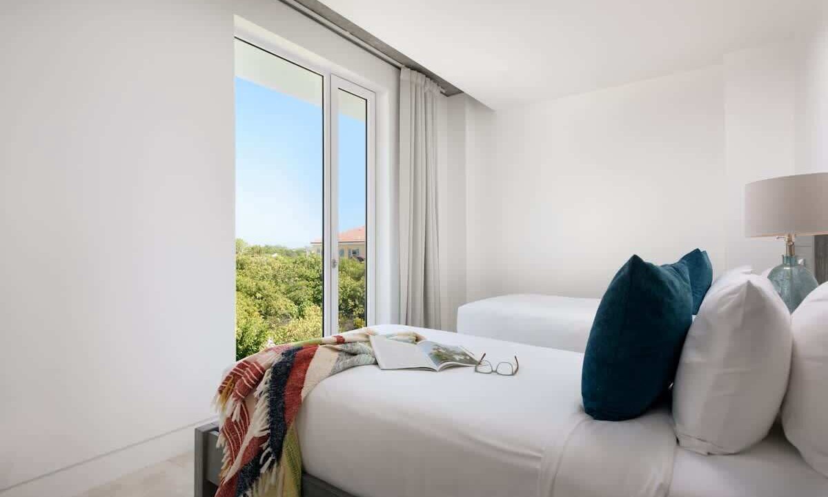 Photo of Bedroom in Leeward Settlement