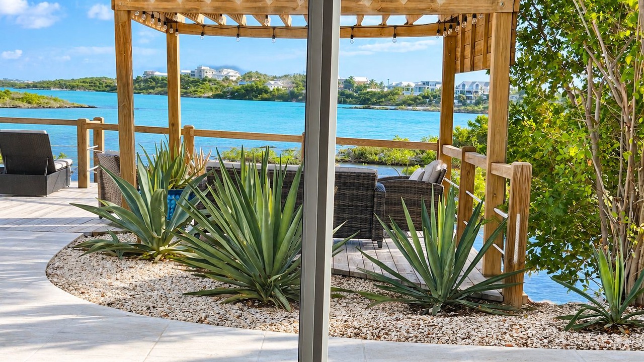 Photo of Patio Balcony in Ocean Point
