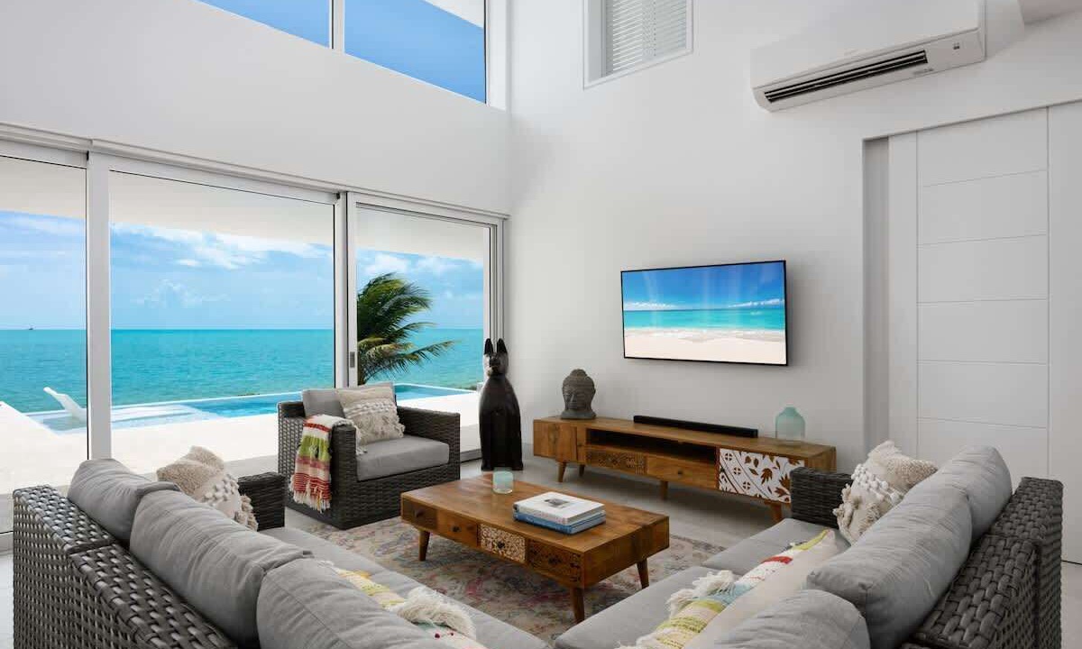 Photo of Livingroom in Leeward Settlement