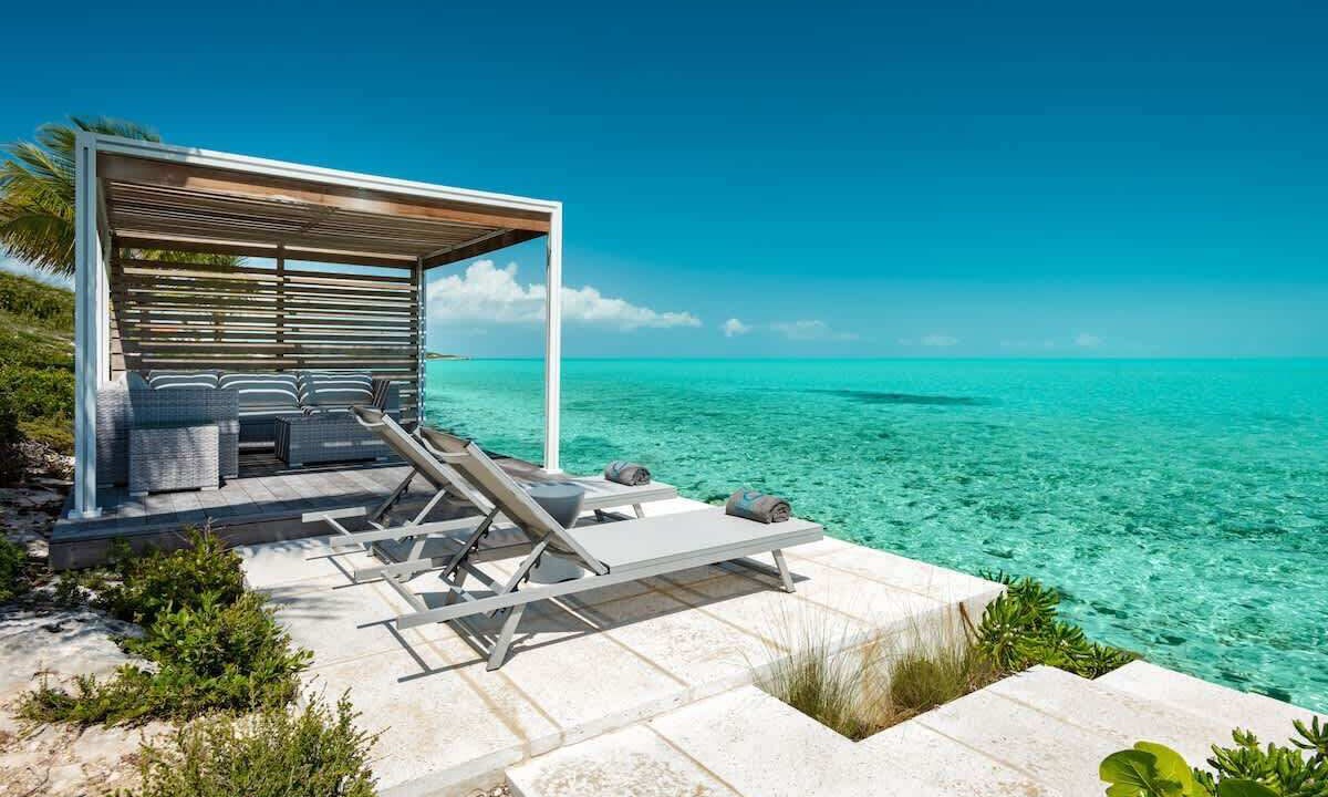 Photo of Patio Balcony in Leeward Settlement