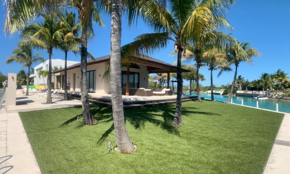 Photo of Outdoor in Leeward Settlement