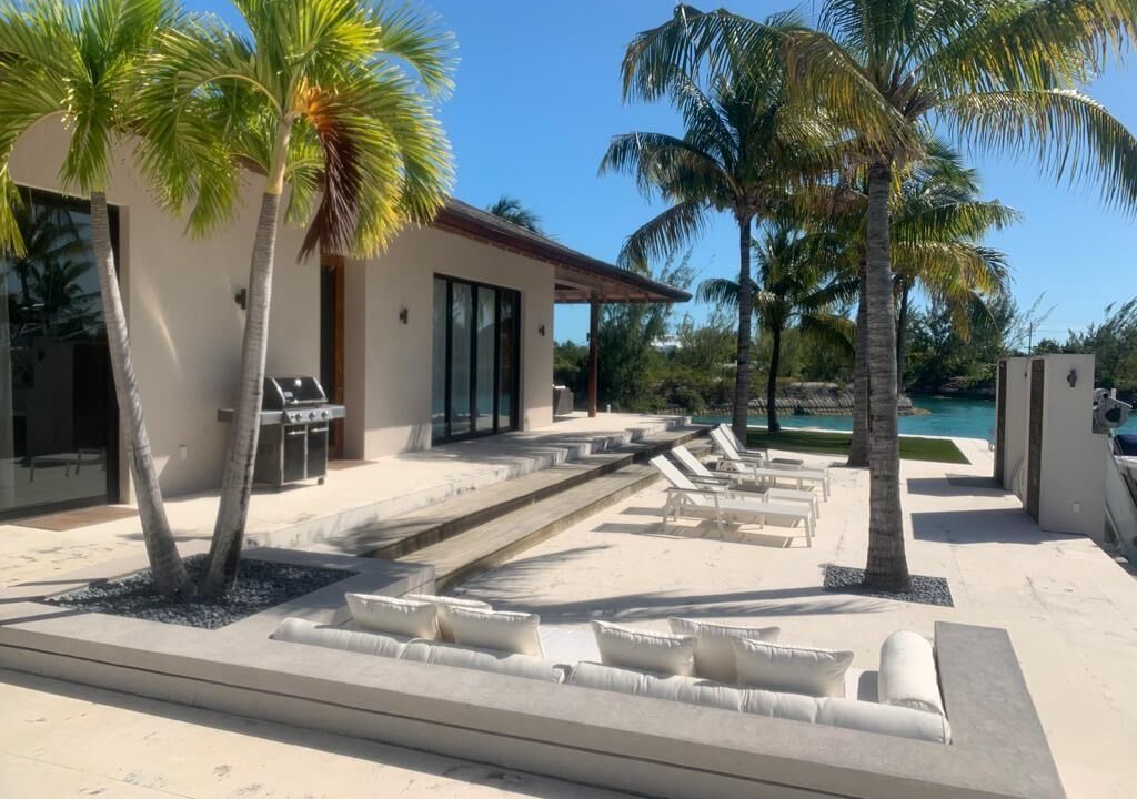 Photo of Outdoor in Leeward Settlement