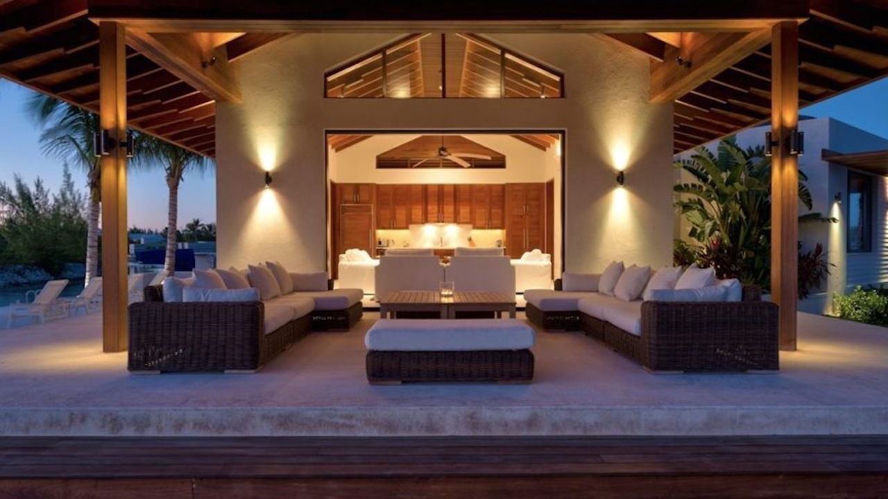 Photo of Patio Balcony in Leeward Settlement