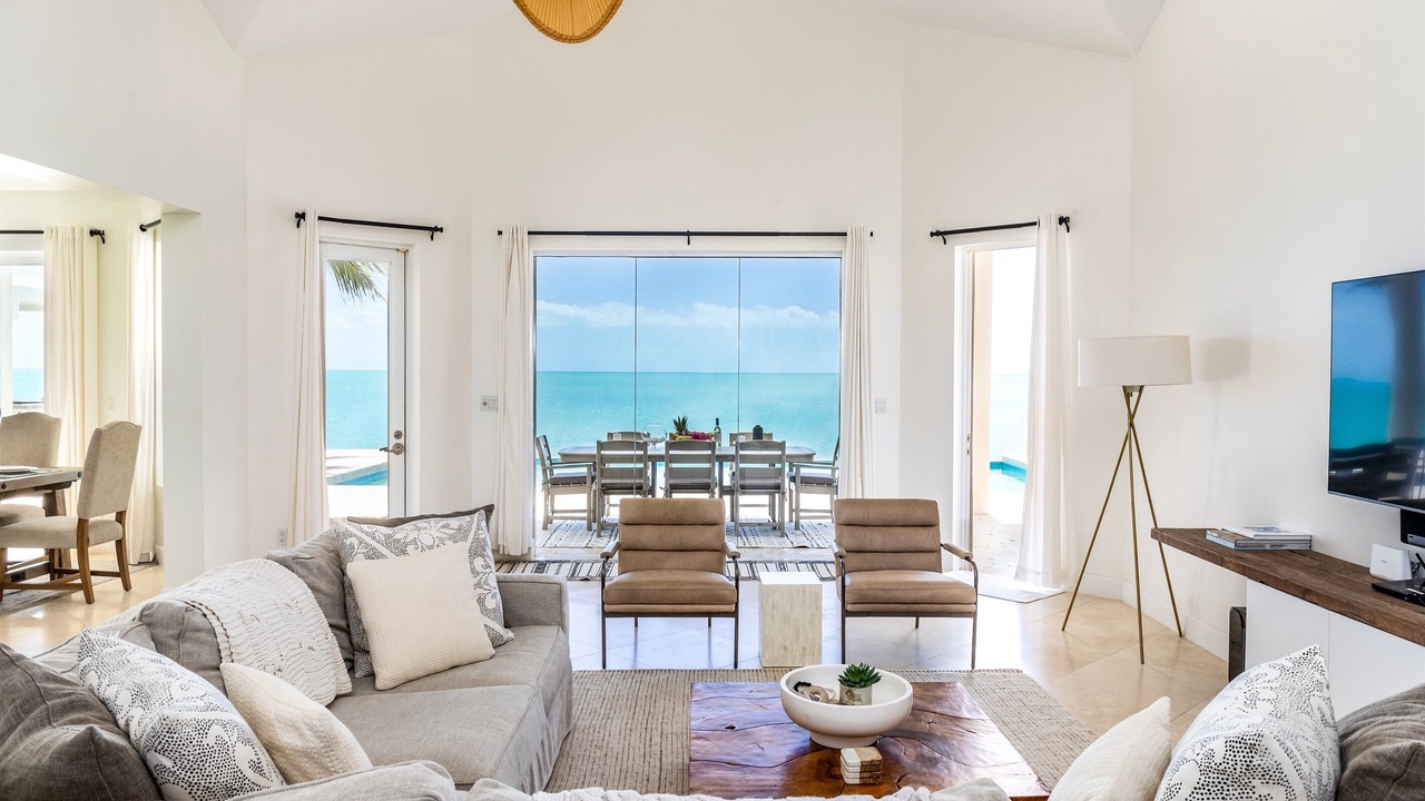 Photo of Livingroom in Leeward Settlement