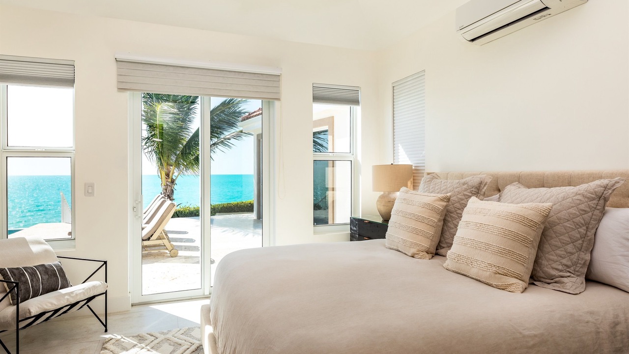 Photo of Bedroom in Leeward Settlement