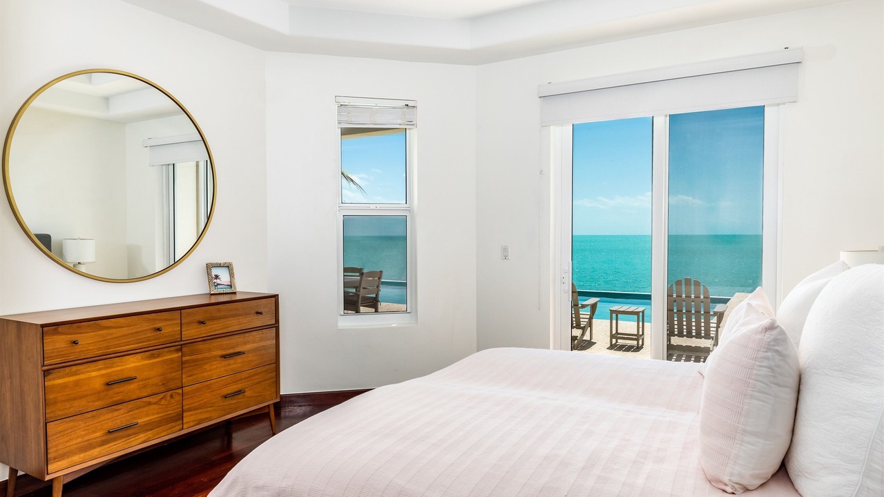 Photo of Bedroom in Leeward Settlement