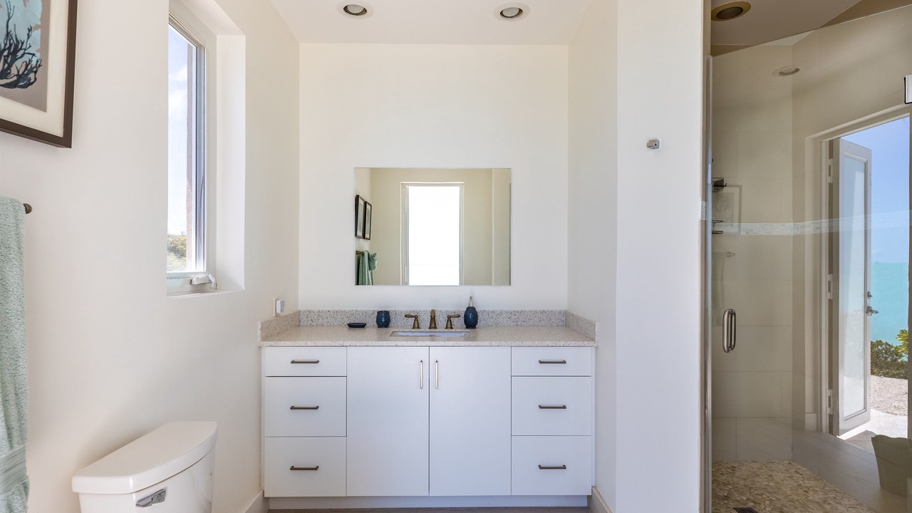 Photo of Bathroom in Leeward Settlement