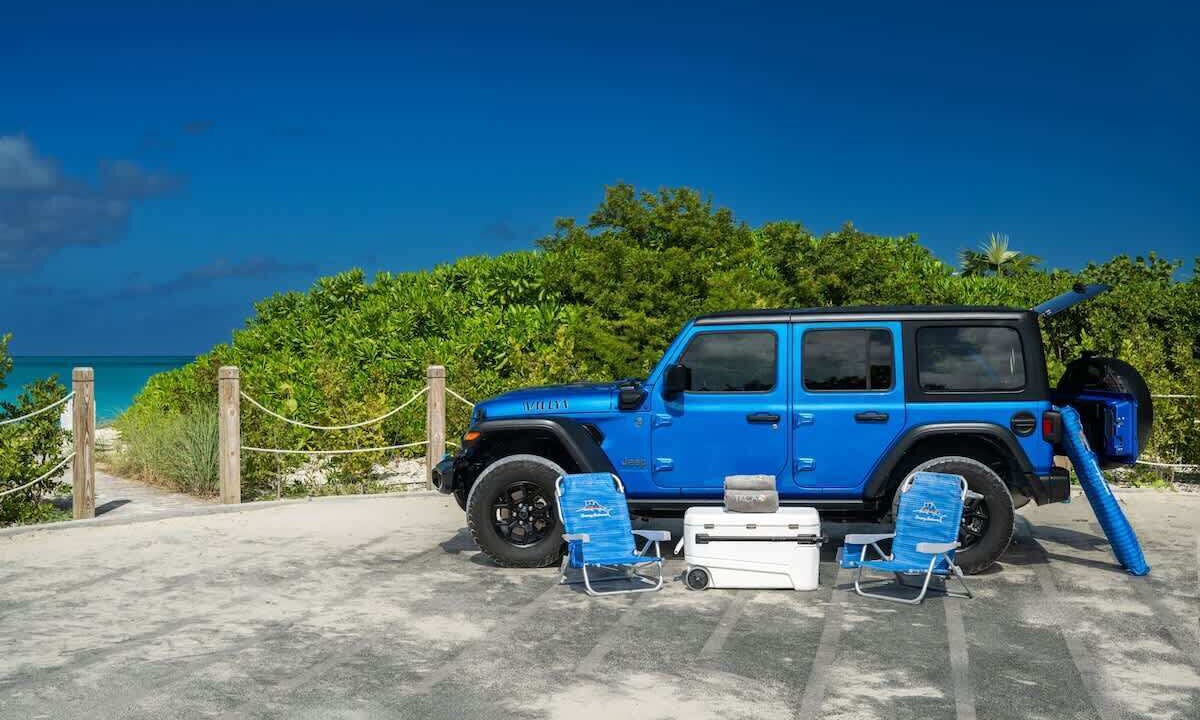 Photo of Outdoor in Leeward Settlement