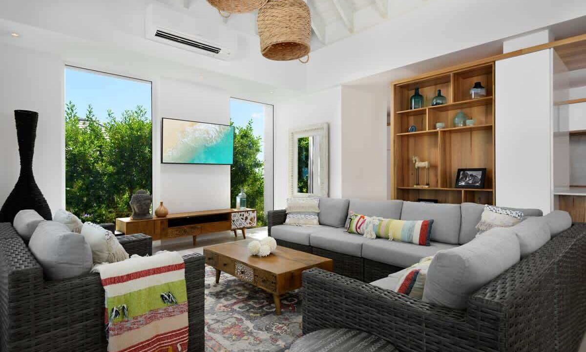 Photo of Livingroom in Leeward Settlement