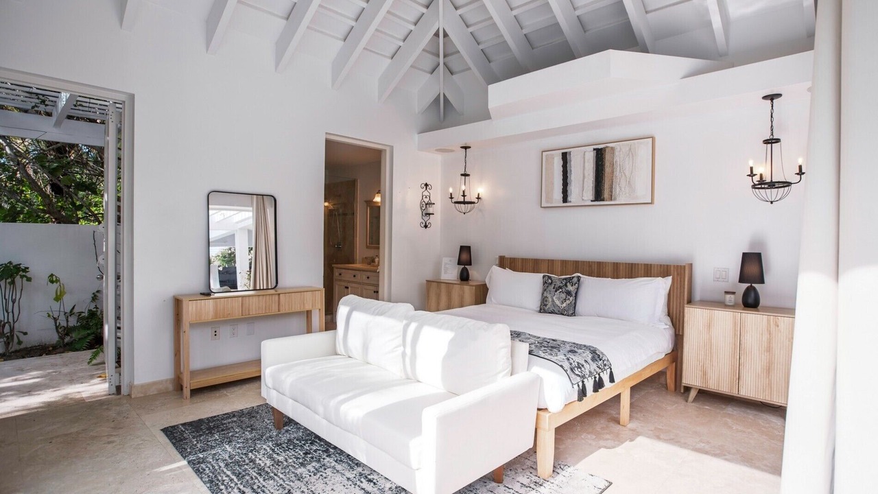 Photo of Bedroom in Long Bay Hills