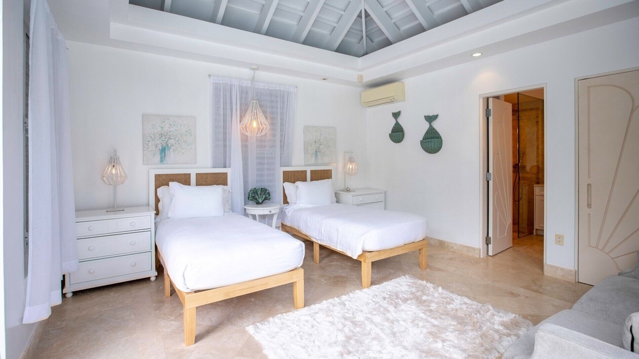 Photo of Bedroom in Long Bay Hills