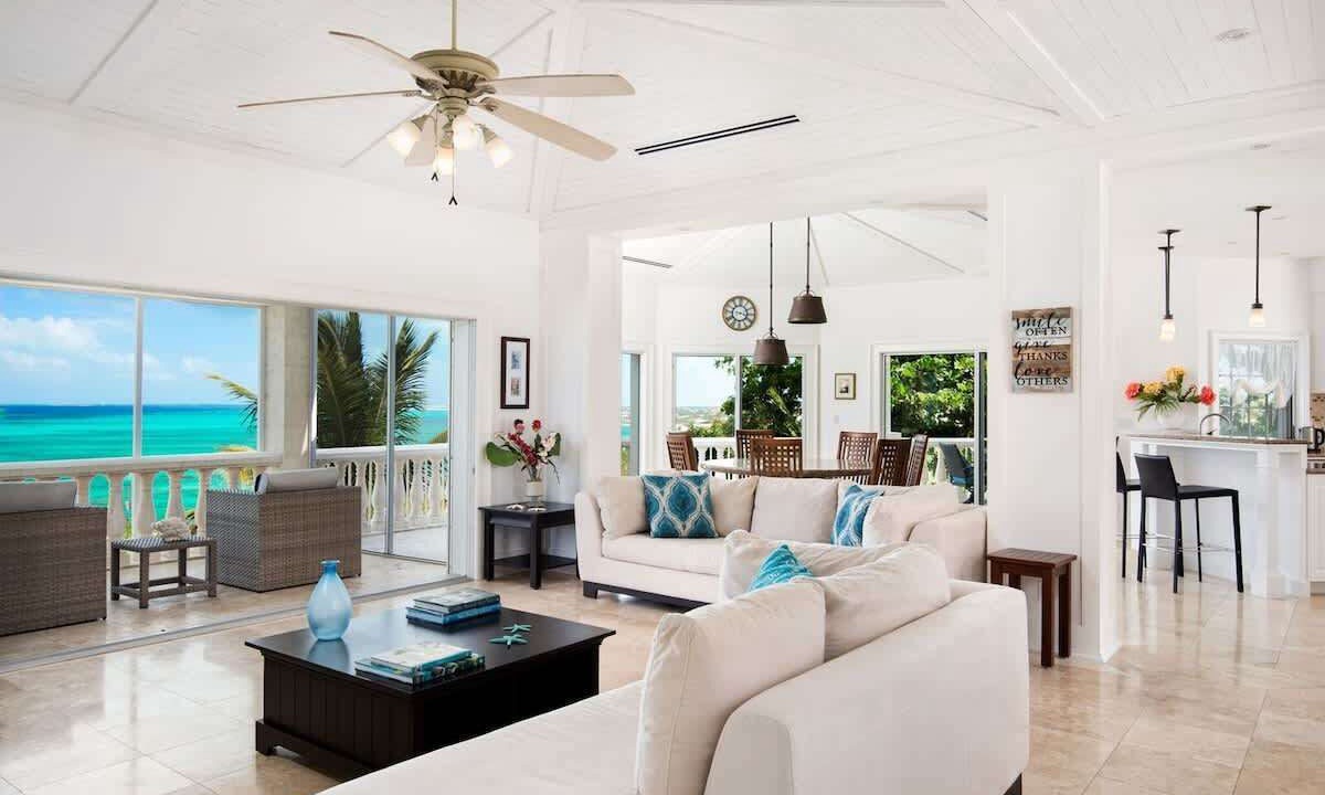 Photo of Livingroom in Blue Mountain