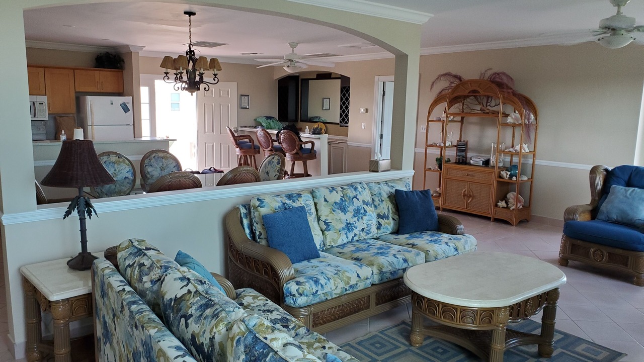 Photo of Livingroom in Wheeland Settlement
