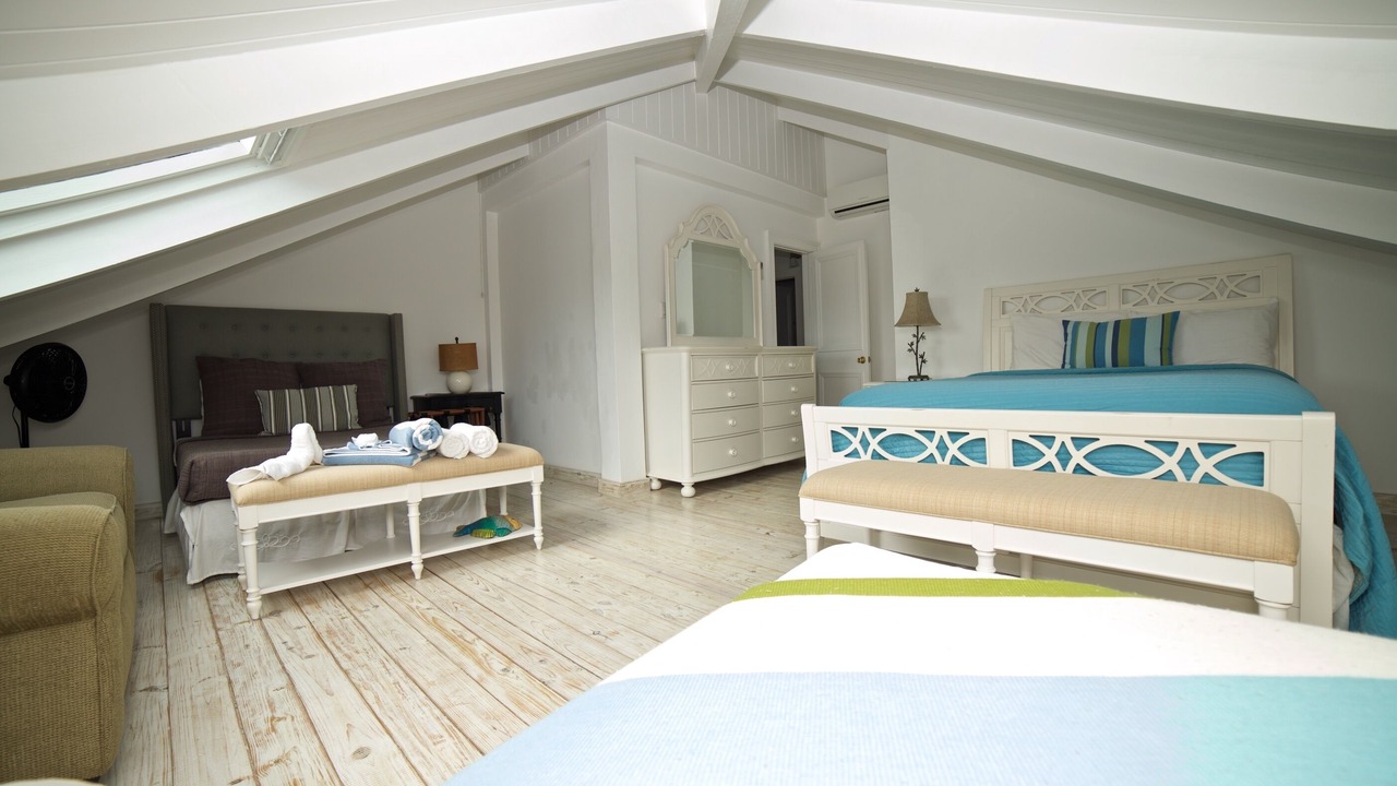 Photo of Bedroom in Leeward Settlement