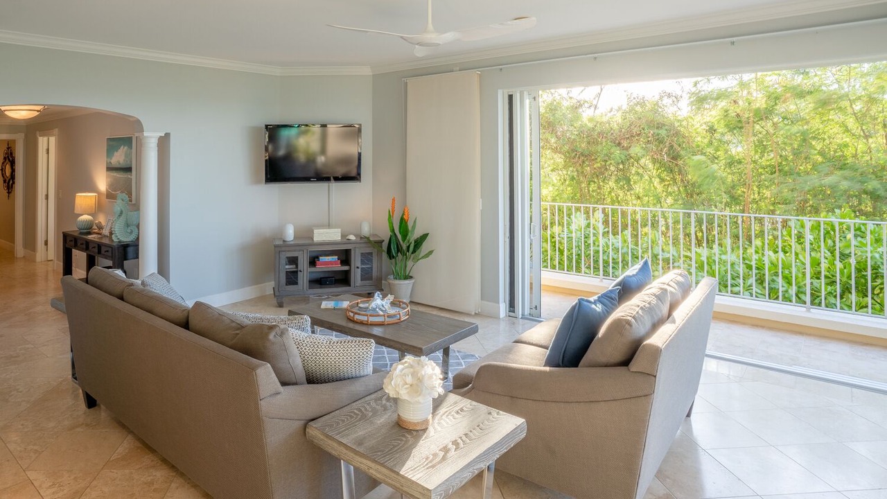 Photo of Livingroom in Grace Bay