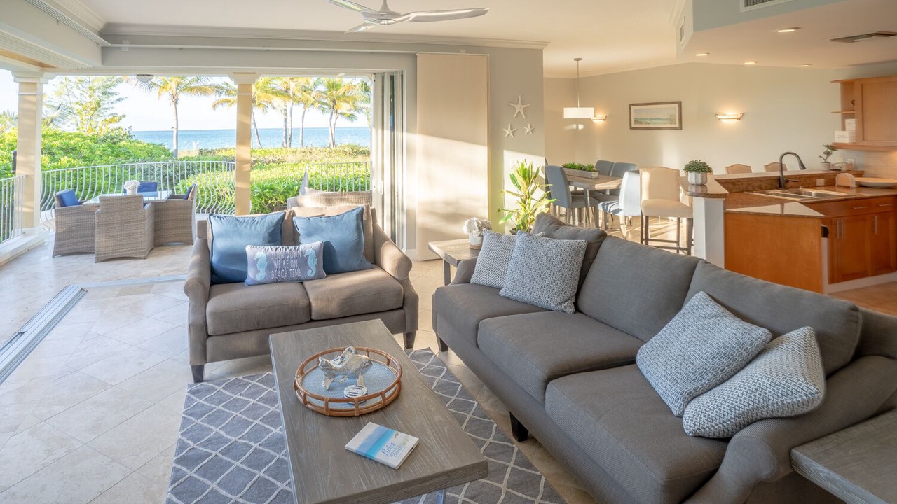 Photo of Livingroom in Grace Bay