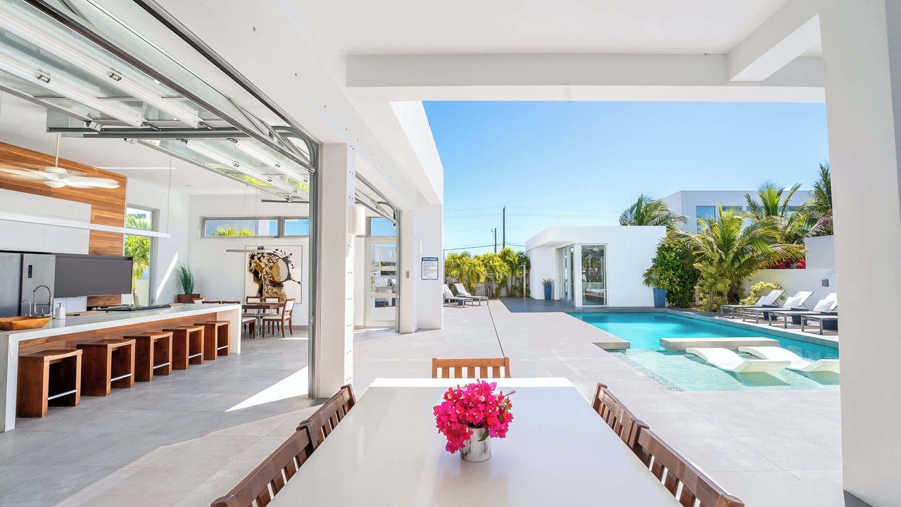 Photo of Outdoor in Long Bay