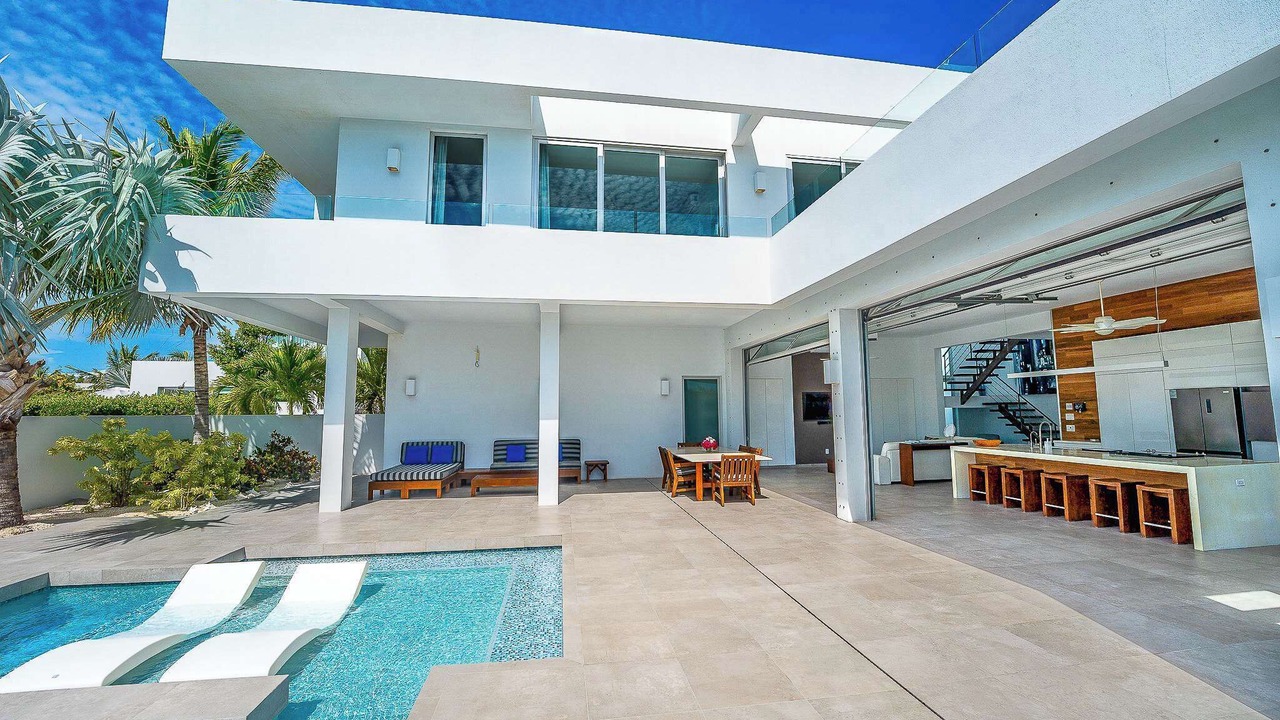 Photo of Outdoor in Long Bay