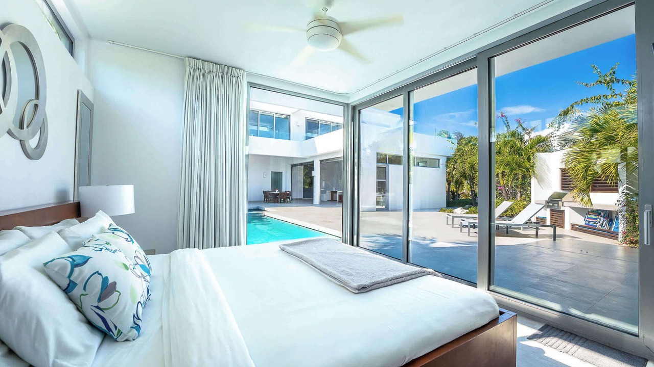 Photo of Bedroom in Long Bay
