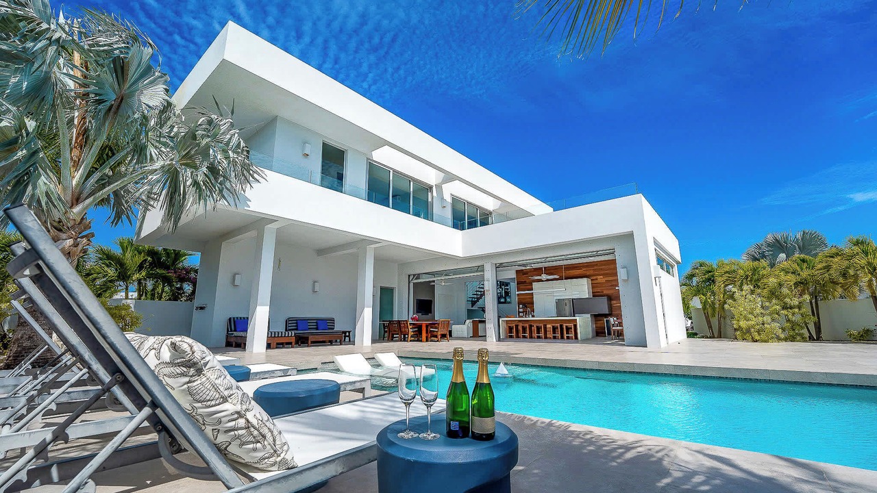 Photo of Outdoor in Long Bay