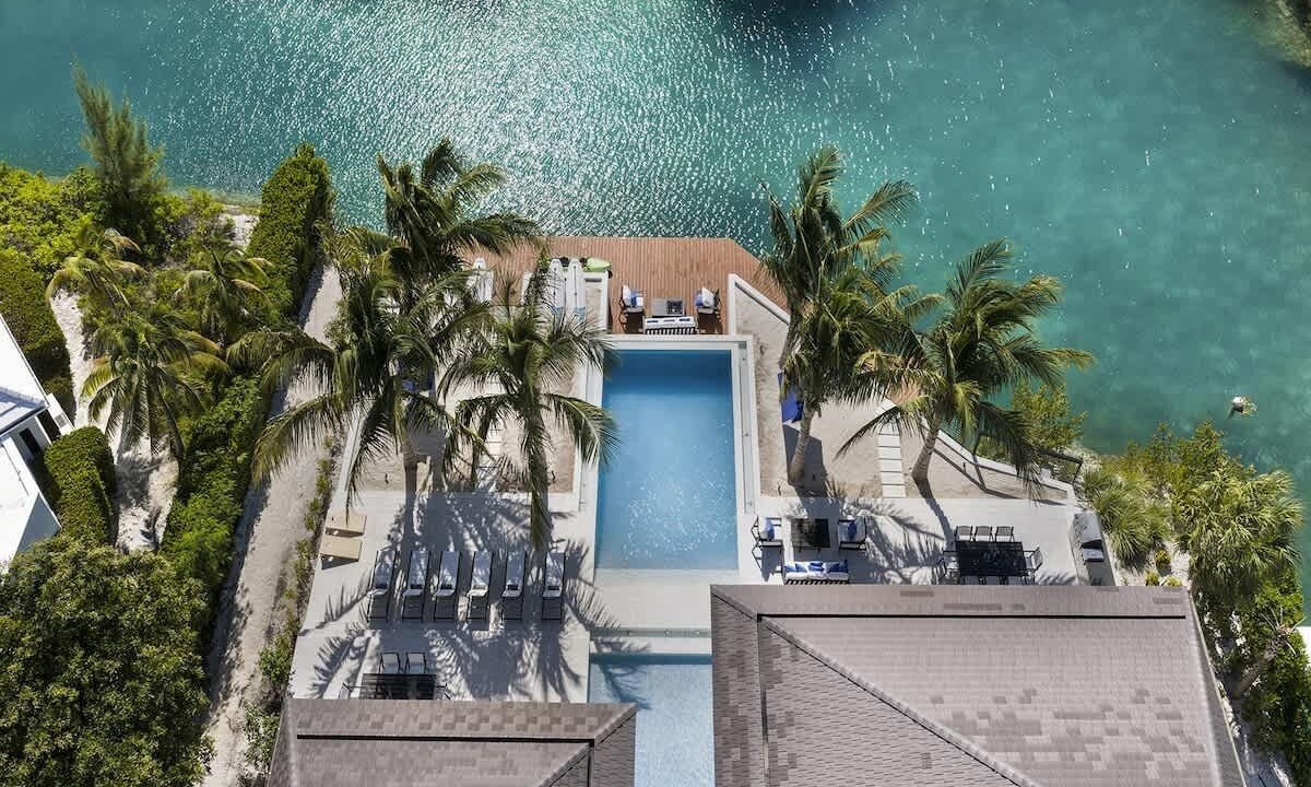 Photo of Outdoor in Leeward Settlement