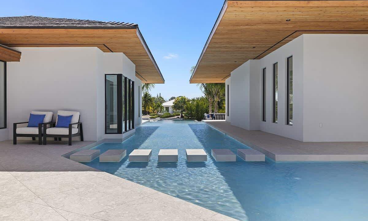 Photo of Outdoor in Leeward Settlement