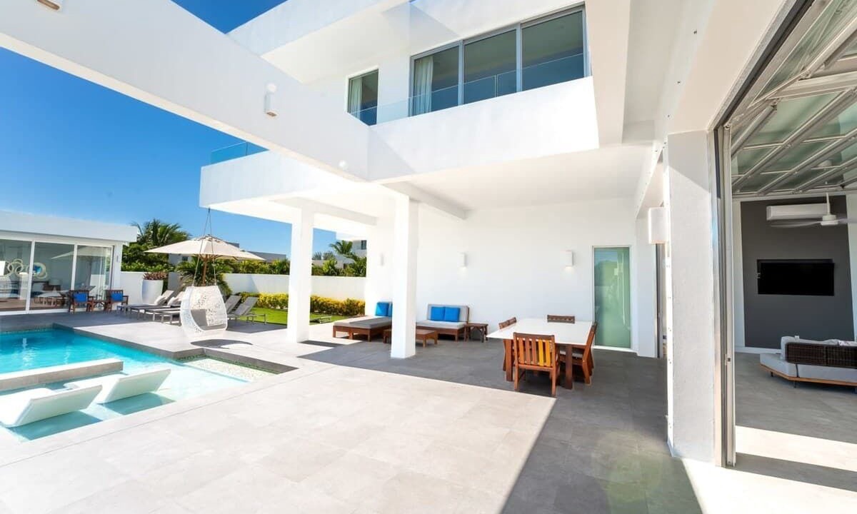 Photo of Outdoor in Long Bay