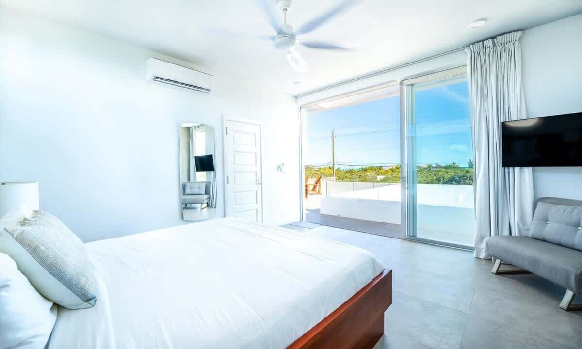 Photo of Bedroom in Long Bay