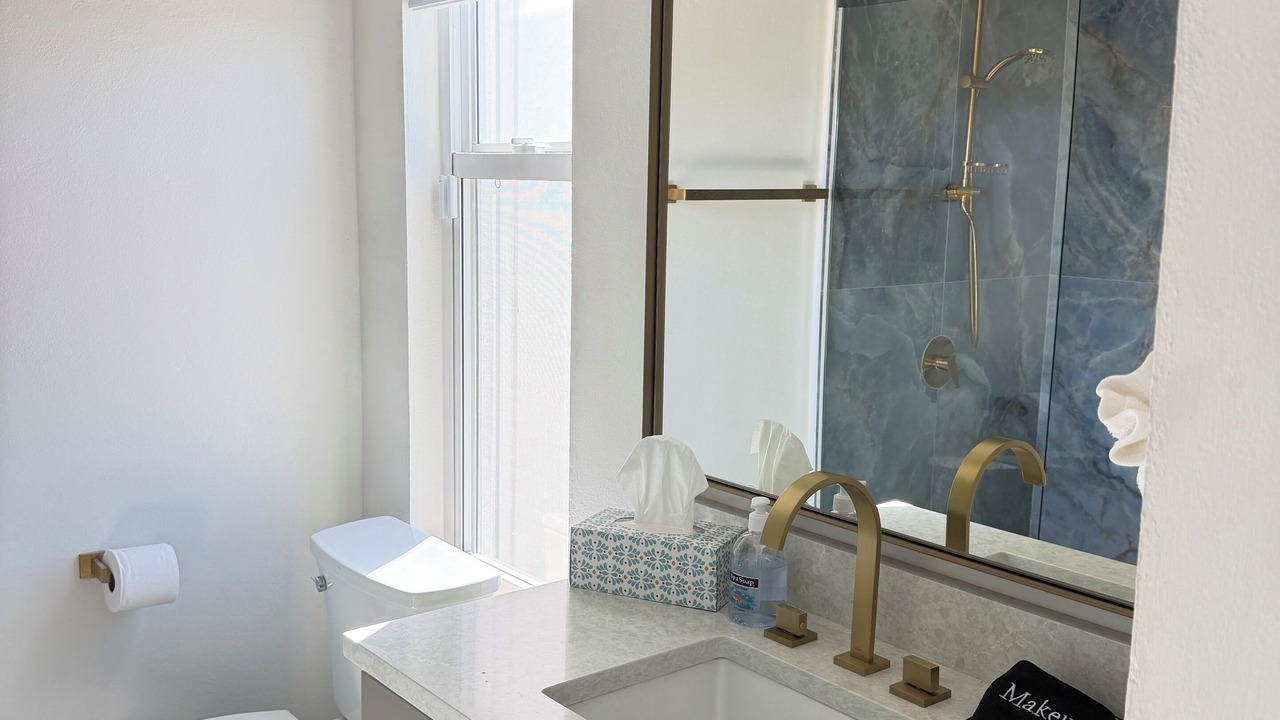 Photo of Bathroom in Long Bay Hills