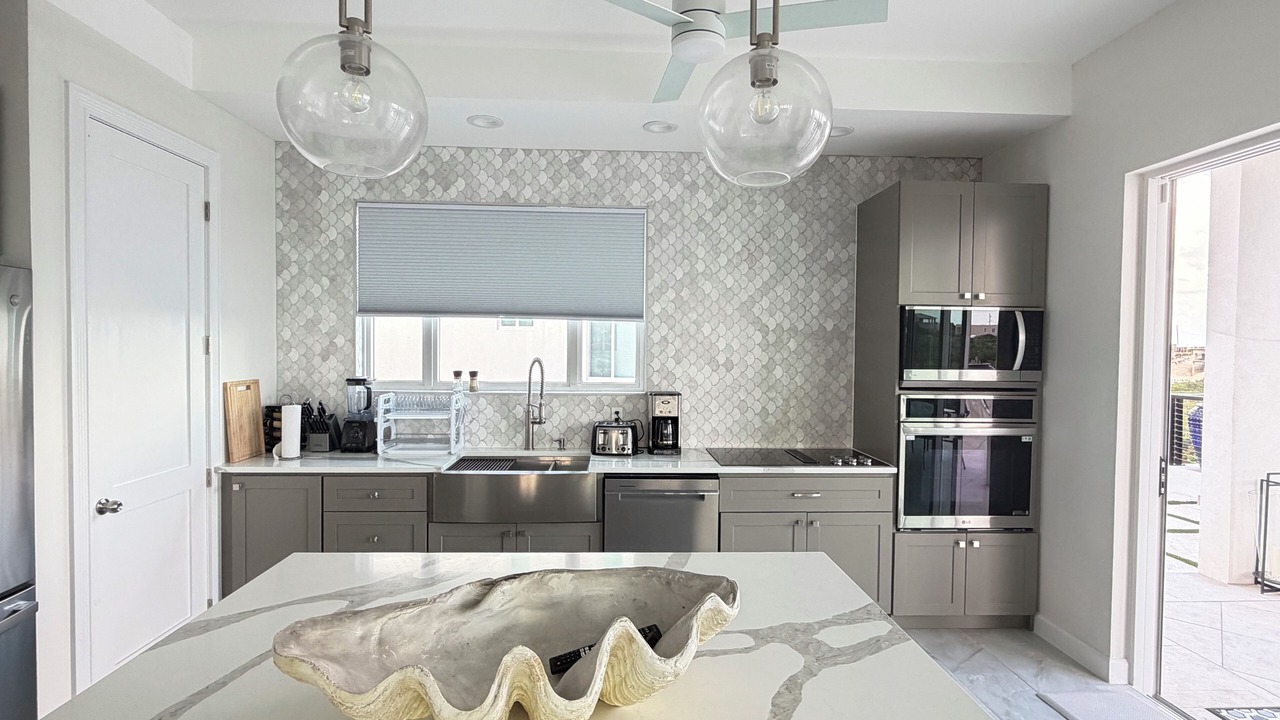 Photo of Kitchen in Long Bay Hills