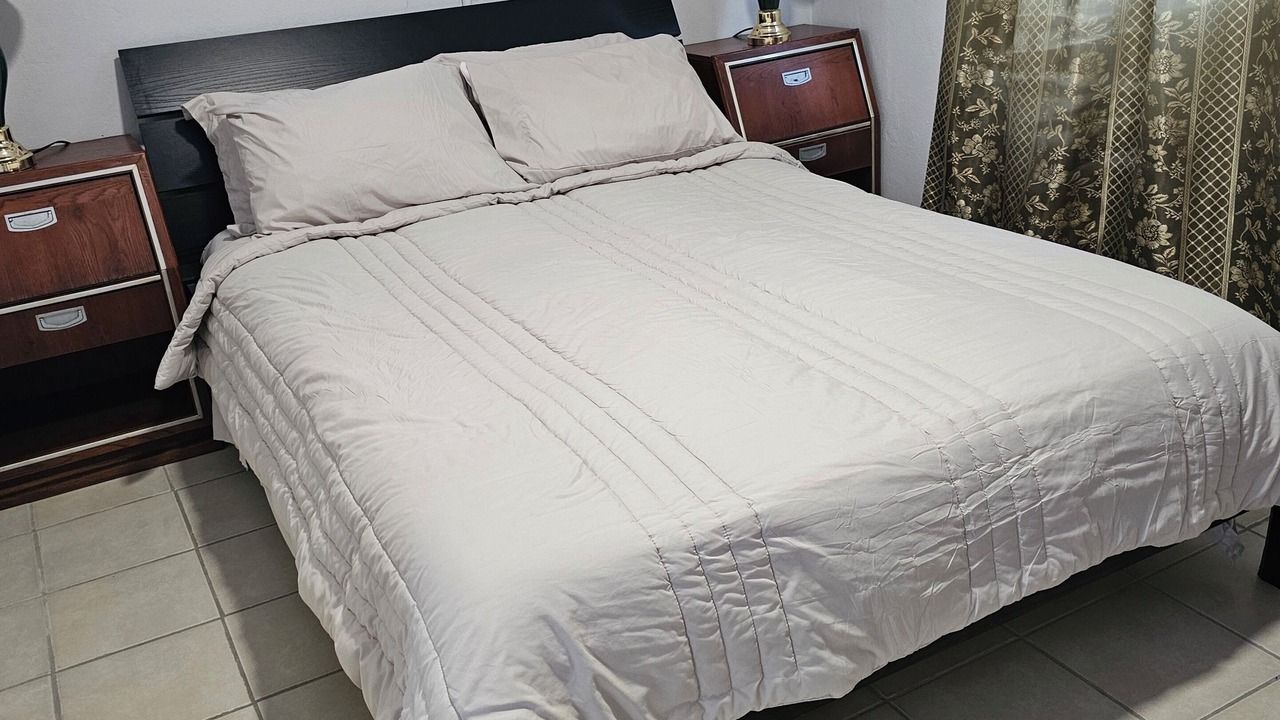 Photo of Bedroom in Cockburn Town
