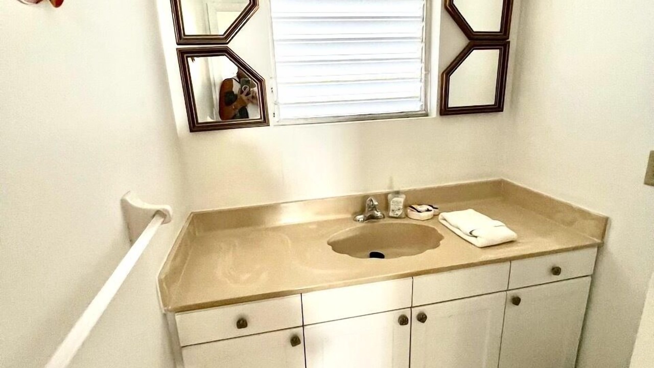 Photo of Bathroom in Grace Bay West