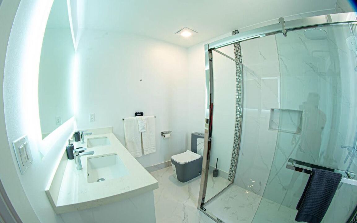 Photo of Bathroom in Long Bay