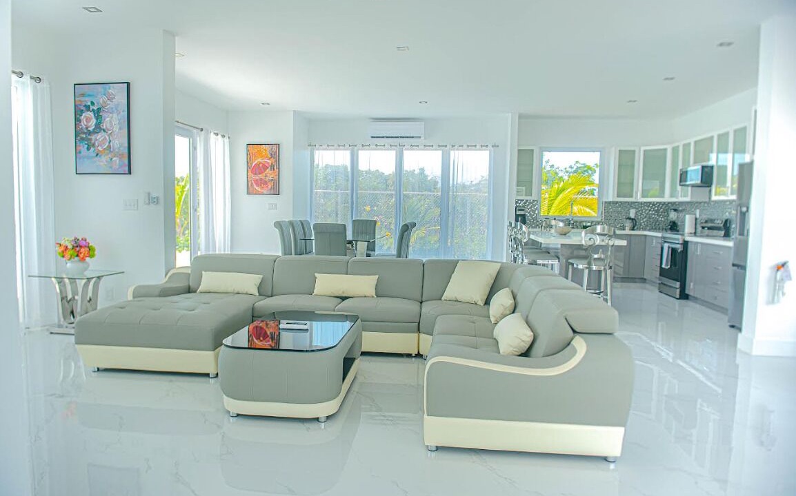 Photo of Livingroom in Long Bay