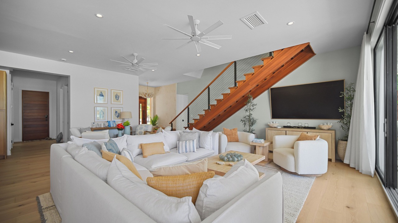 Photo of Livingroom in Sandy Point
