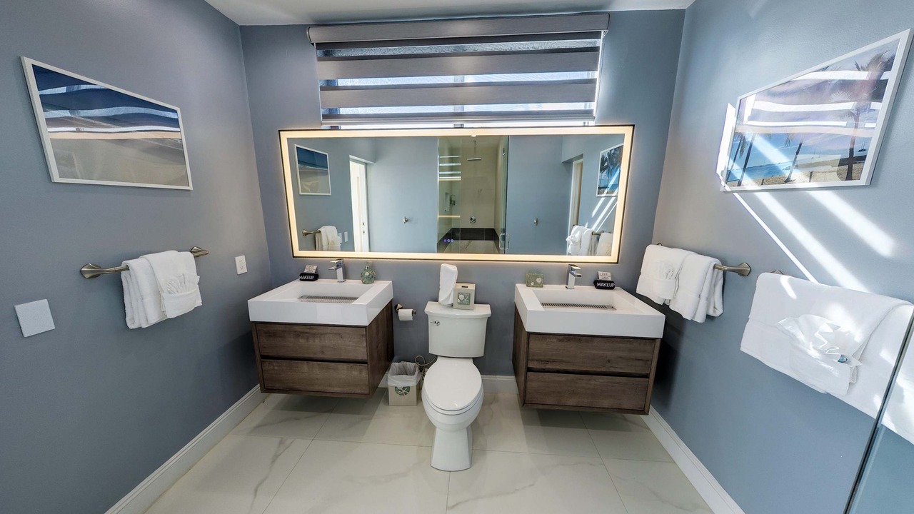 Photo of Bathroom in Discovery Bay