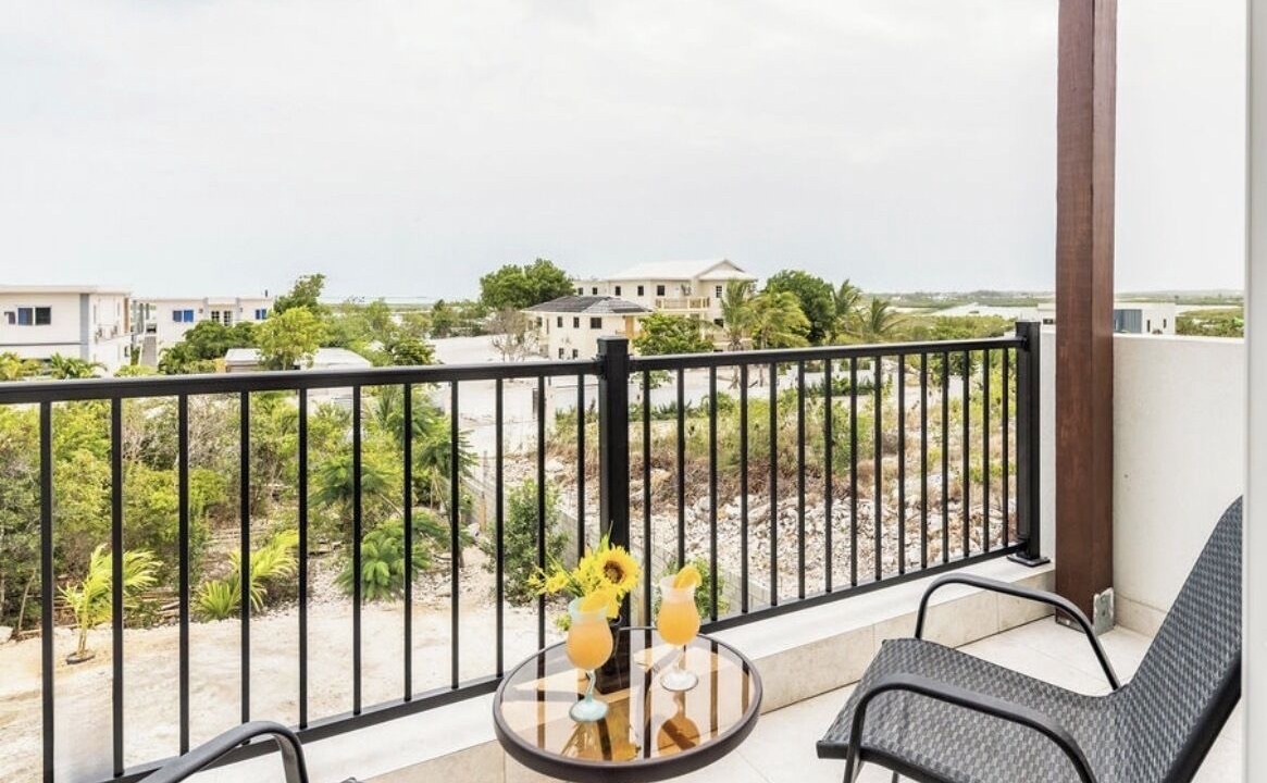 Photo of Patio Balcony in Discovery Bay