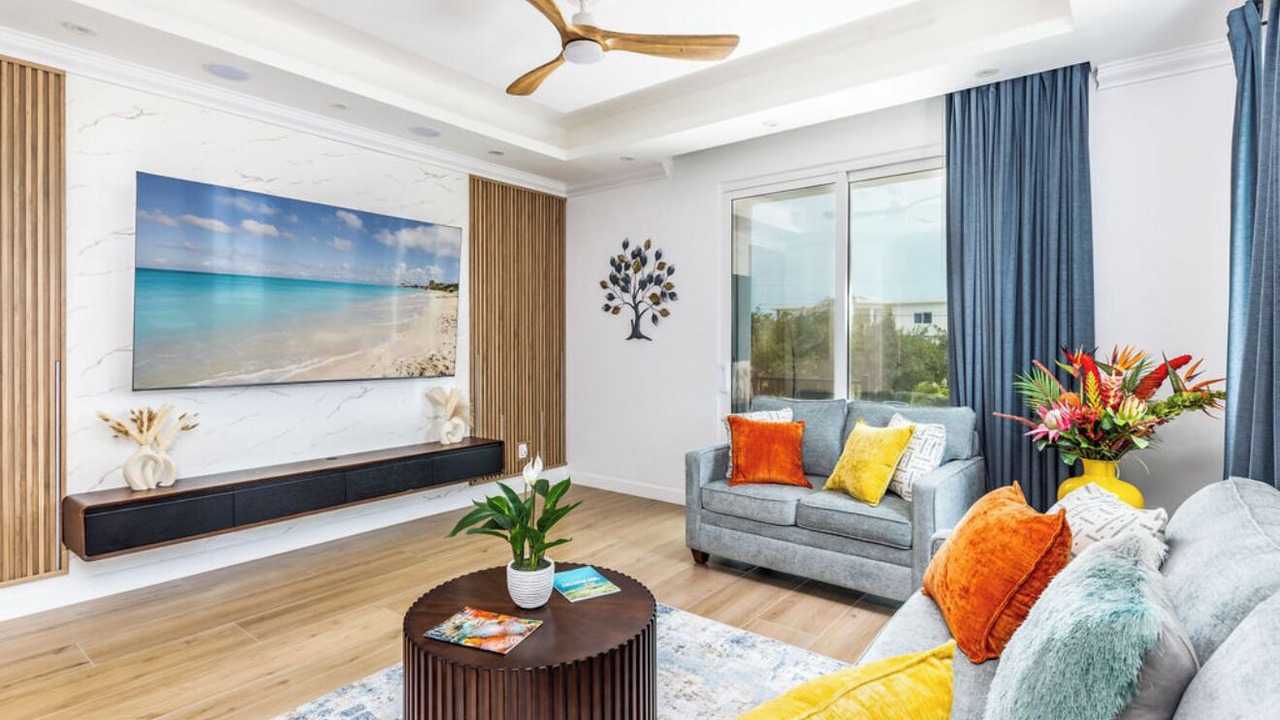 Photo of Livingroom in Discovery Bay