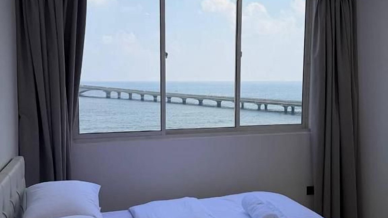 Photo of Bedroom in Male