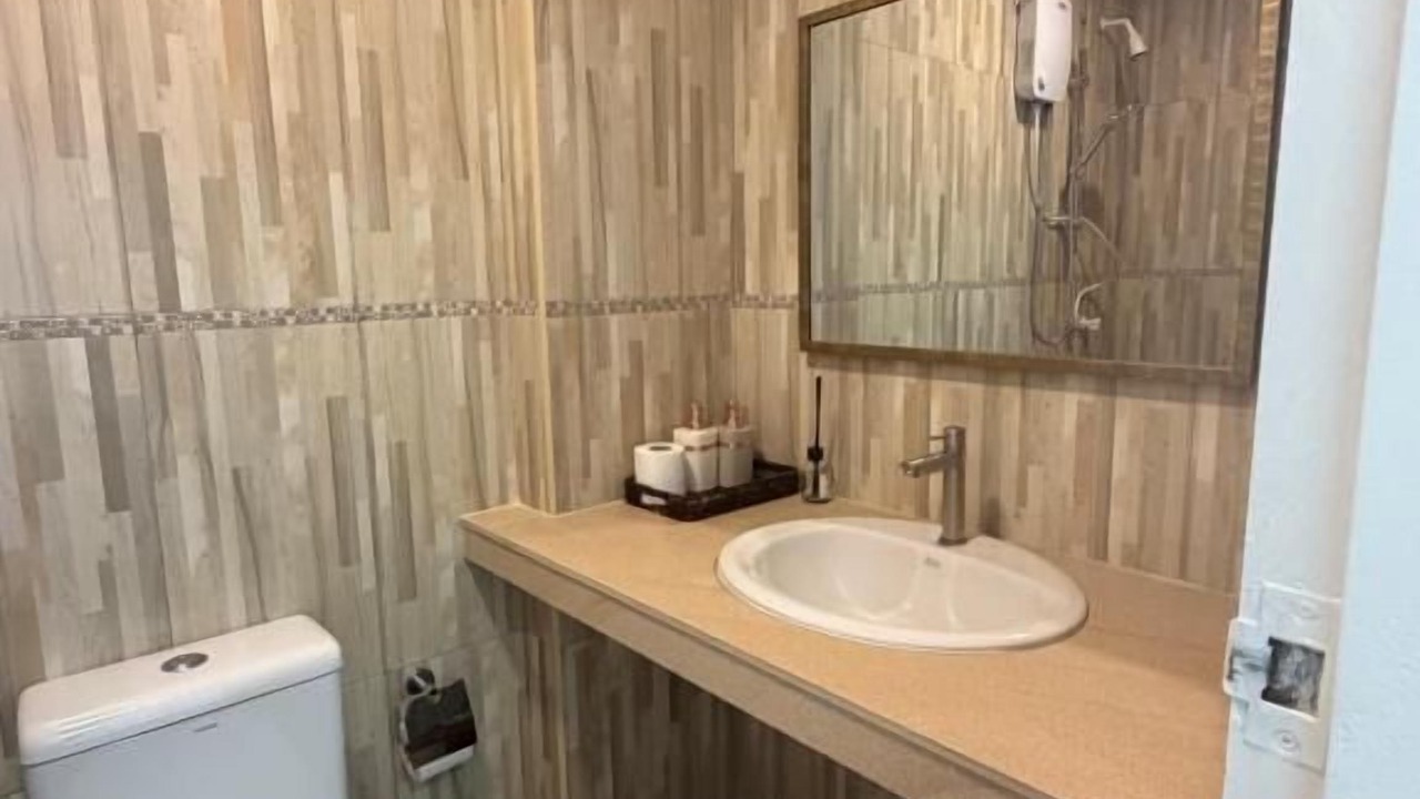 Photo of Bathroom in Male