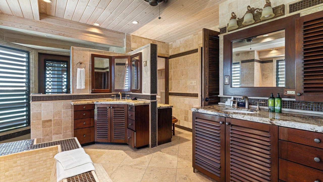 Photo of Bathroom in Ocean Point