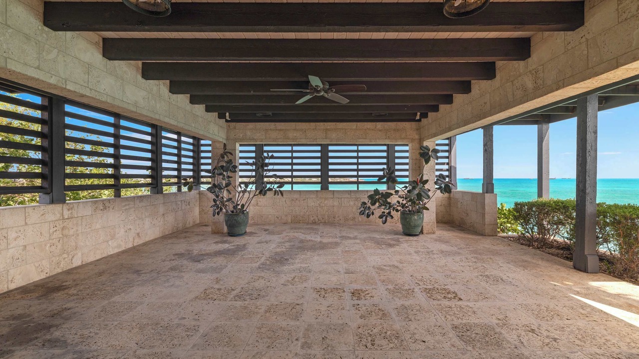 Photo of Patio Balcony in Ocean Point