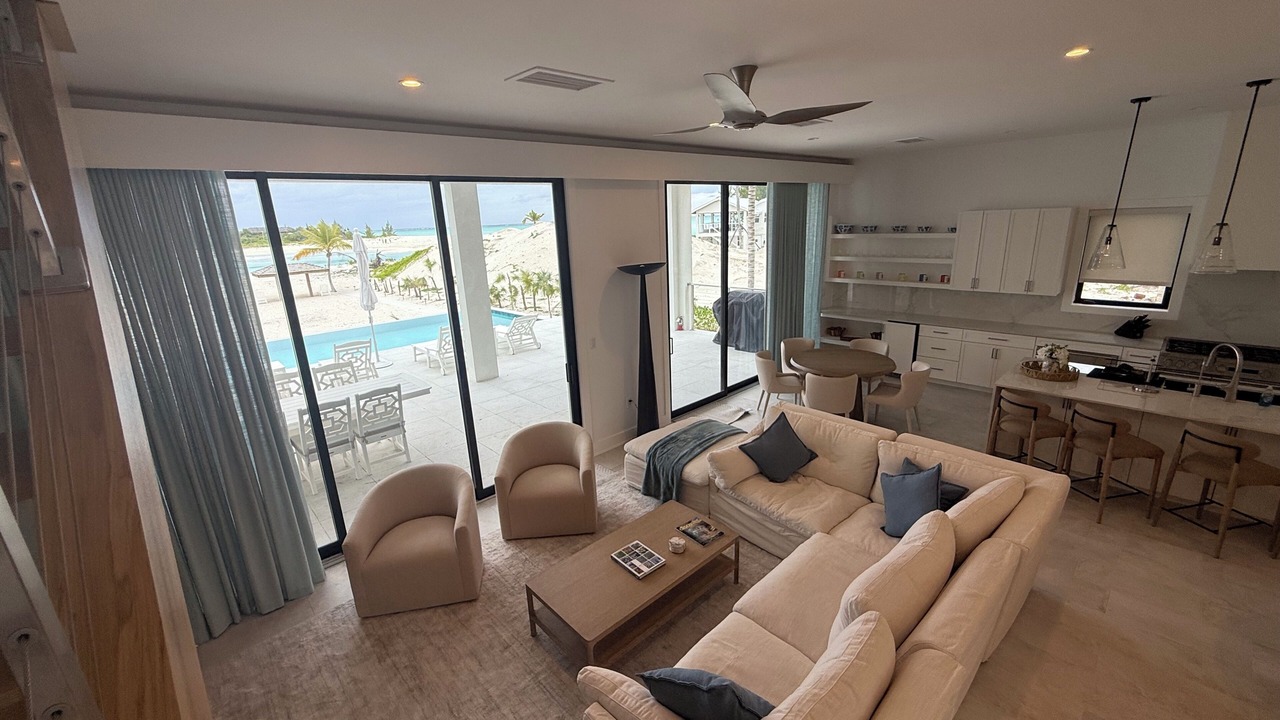 Photo of Livingroom in Sandy Point