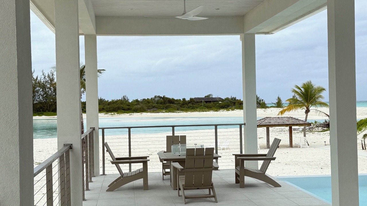 Photo of Patio Balcony in Sandy Point