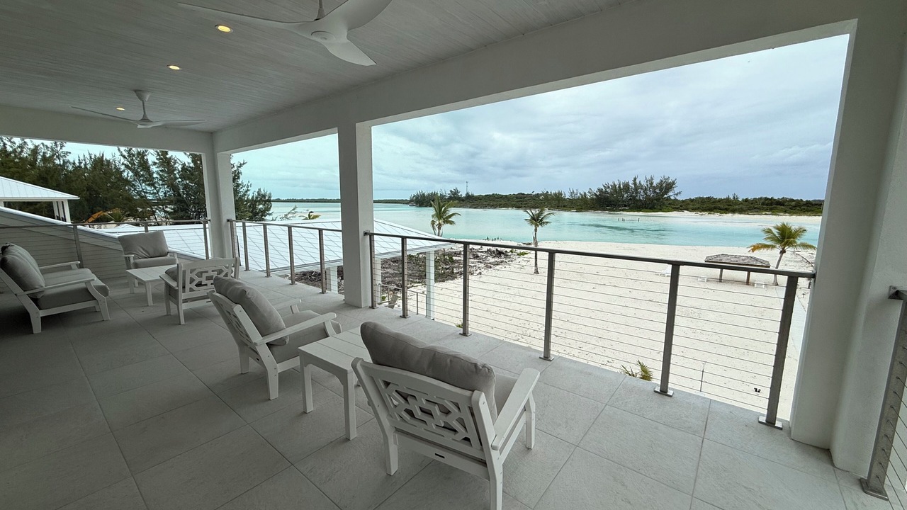 Photo of Patio Balcony in Sandy Point